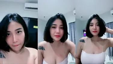 Babygurl Yourbae Live Tanktop Putih poster