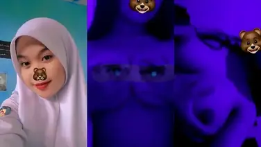 Chindy Siswi SMA Jilbab Pamer Dada Montok poster
