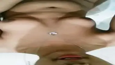Dokumentasi Gadis Imut Cantik Live Kasur poster