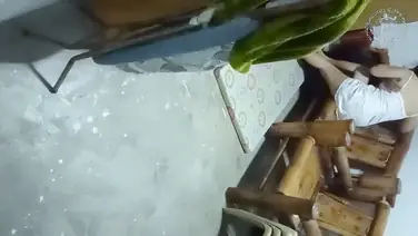 Goyangan Ranjang Bambu Bikin Tetangga Sange poster