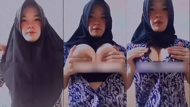 Ukhty Nabilah Gemas Remas Dada Ukuran Jumbo poster