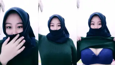 Via Hijab Pamer Dada Montok Viral Tiktok 2026 poster